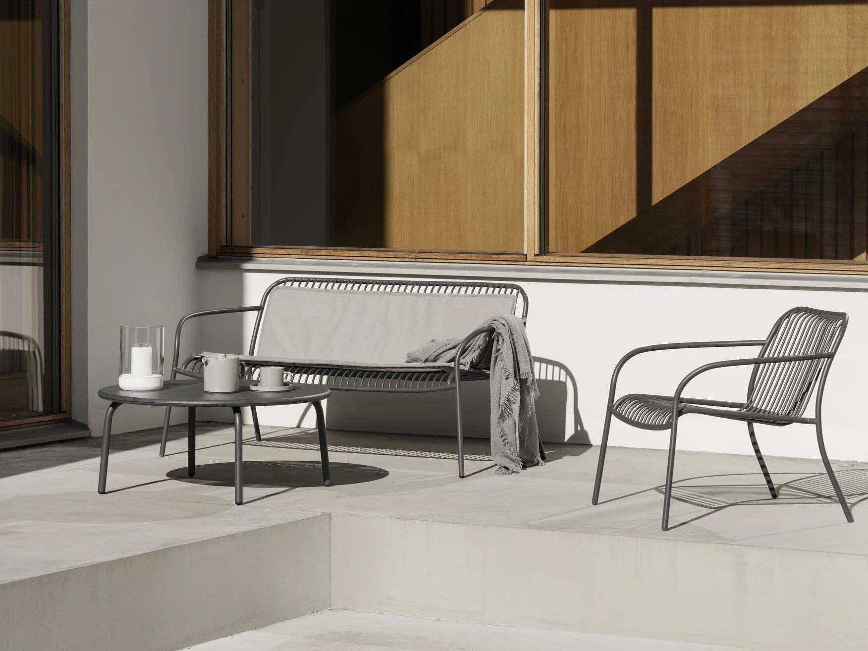 Стальной садовый стул с подлокотниками blomus Yua ARCH-00116824 - Вид №4