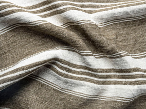 Льняная полосатая ткань