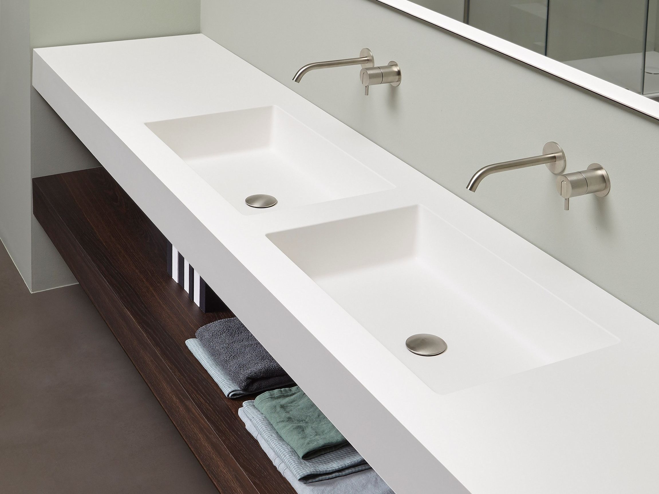 Композиционный материал для санитарного покрытия Antoniolupi FLUMOOD® ARCH-00028780 - Вид №1