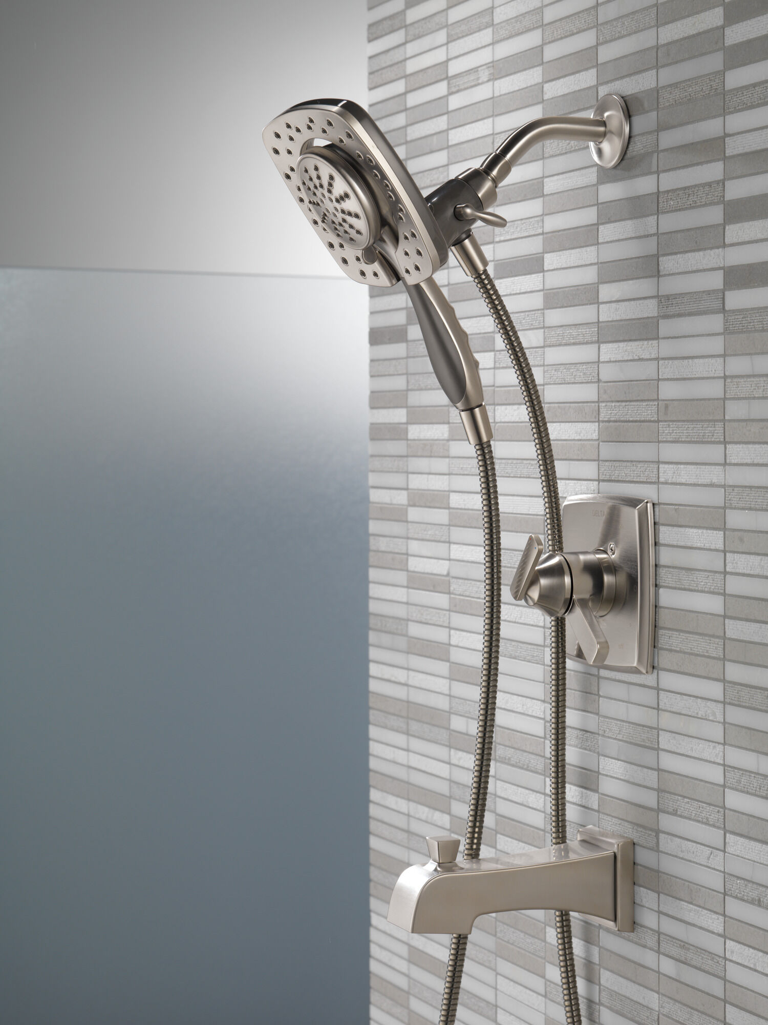 T17464-SS-I Облицовка для душа Monitor® серии 17 с In2ition® Delta Faucet Ashlyn Нержавеющая сталь  - Вид №1