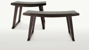 Maxalto Низкий табурет из массива дерева Sella