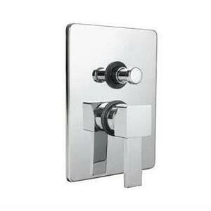 Смеситель для ванны скрытого монтажа с девиатором Inside BN.INS-9272CR Bugnatese