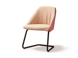 Мягкий стул из ткани