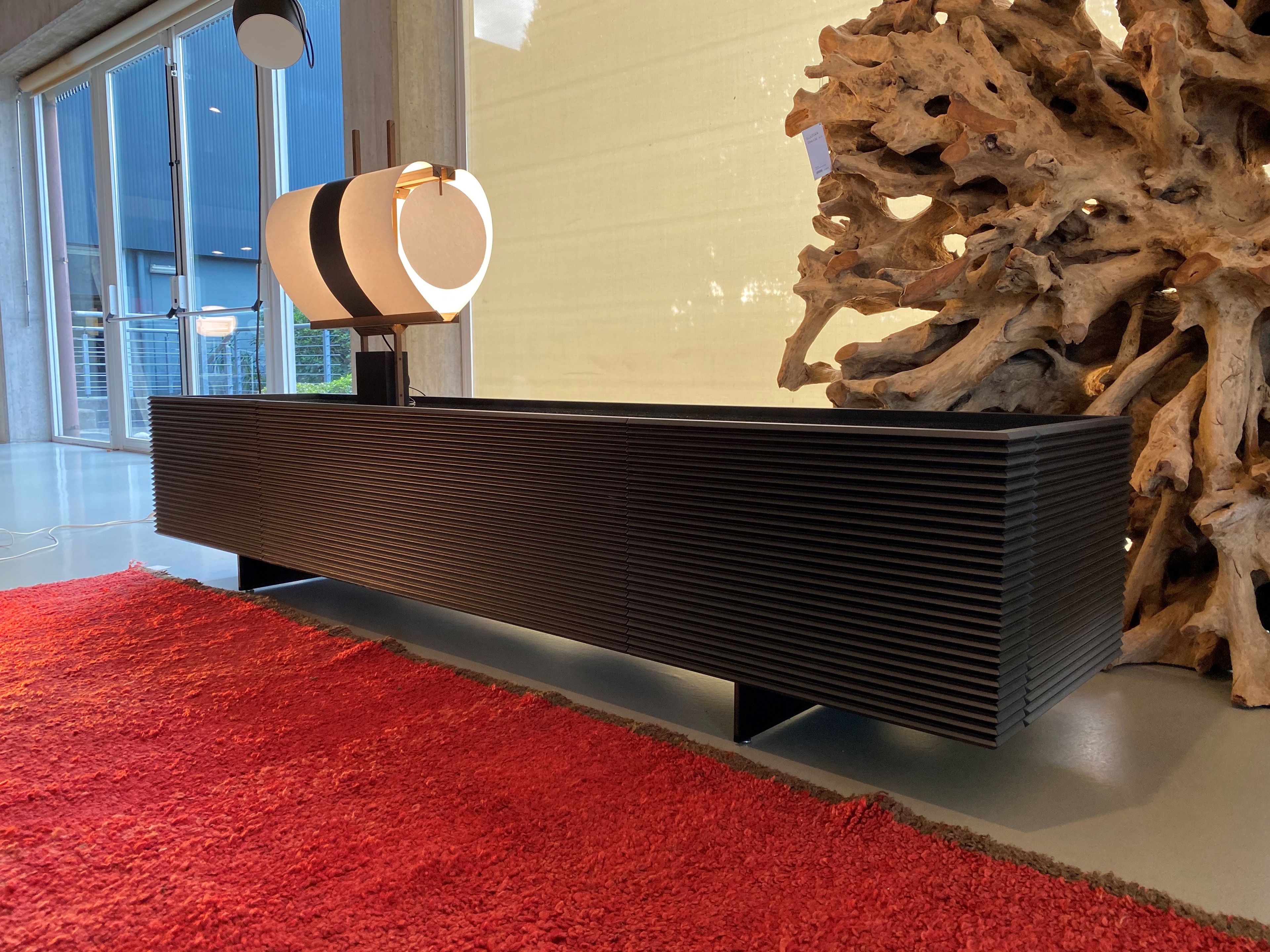 Деревянный низкий ТВ-шкаф ALBEDO Alfieri ARCH-00029727 - Вид №13