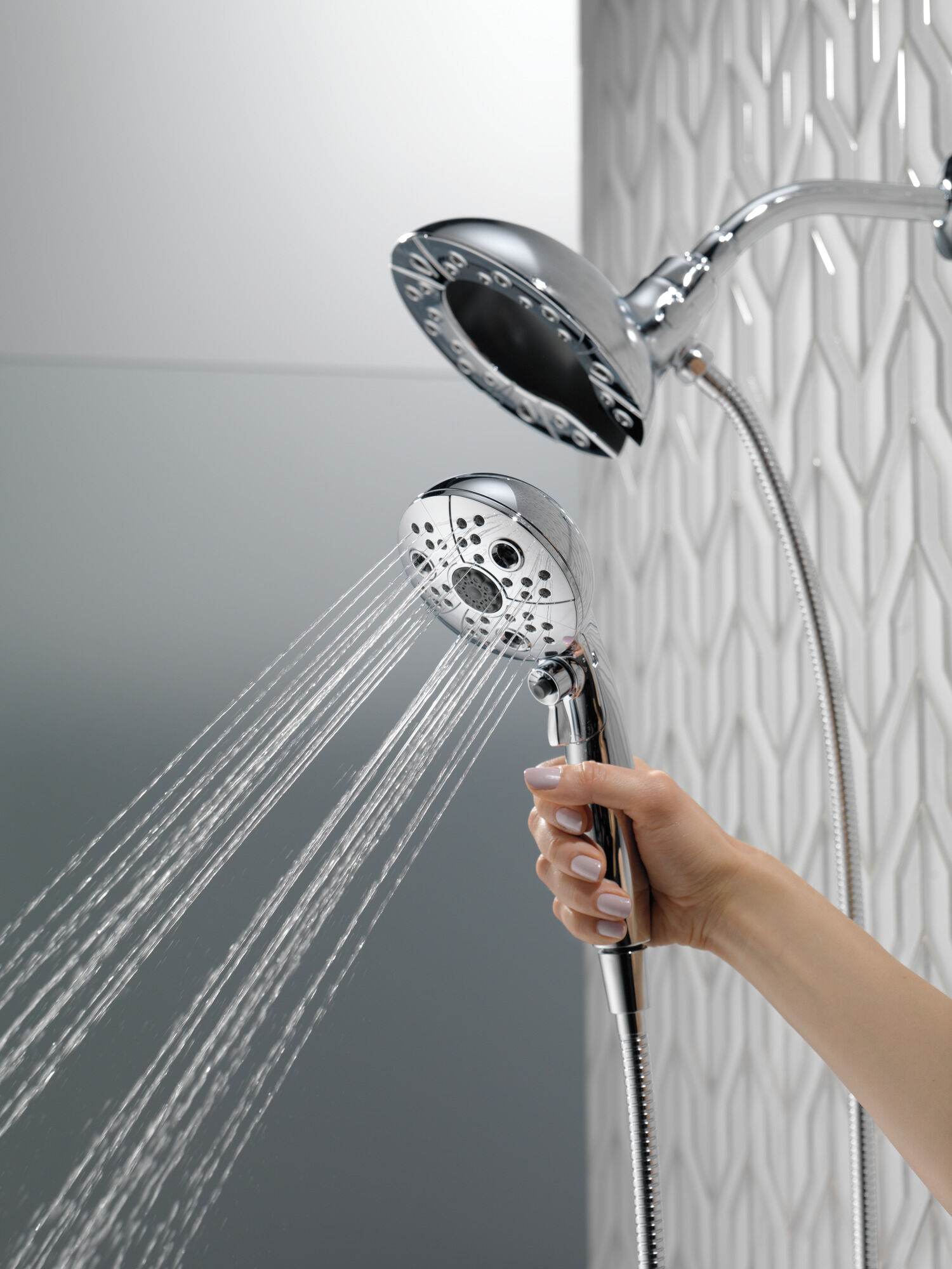 58480-25-PK H2Okinetic® In2ition® Душ два в одном с 5 настройками Delta Faucet Universal Showering Хром  - Вид №7