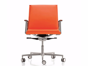 Офисное кресло с 5 спицами