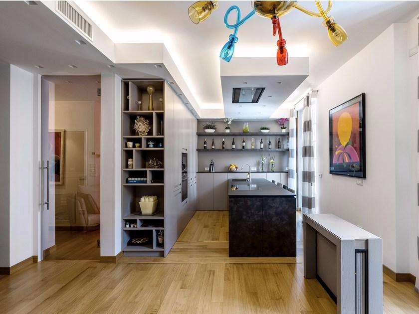 TM Italia Cucine Кухня из дуба и камня с полуостровом sun-id-1373434 - Вид №1