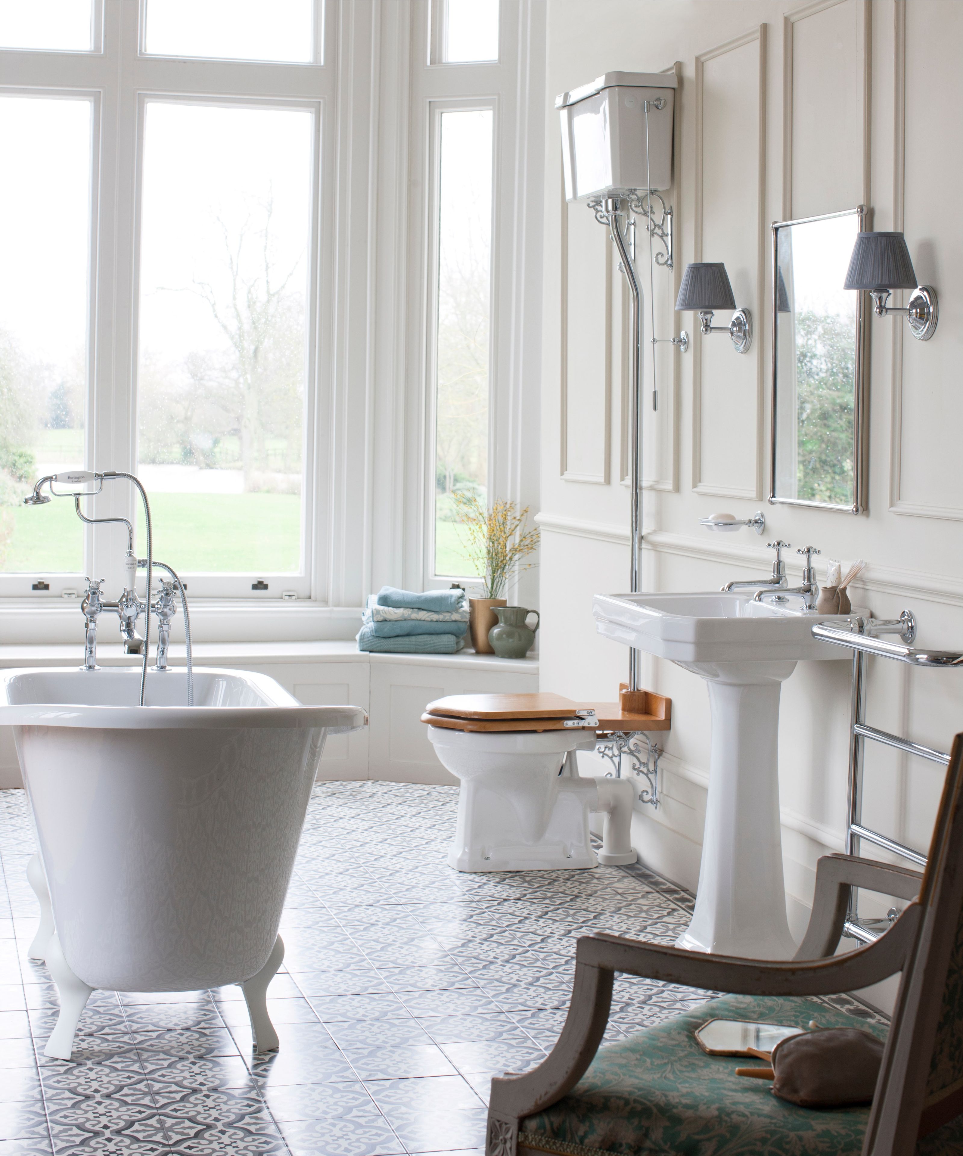 Туалет в оконном шкафу с напольной внешней кассетой Burlington Wc in porcellana ARCH-00112851 - Вид №1