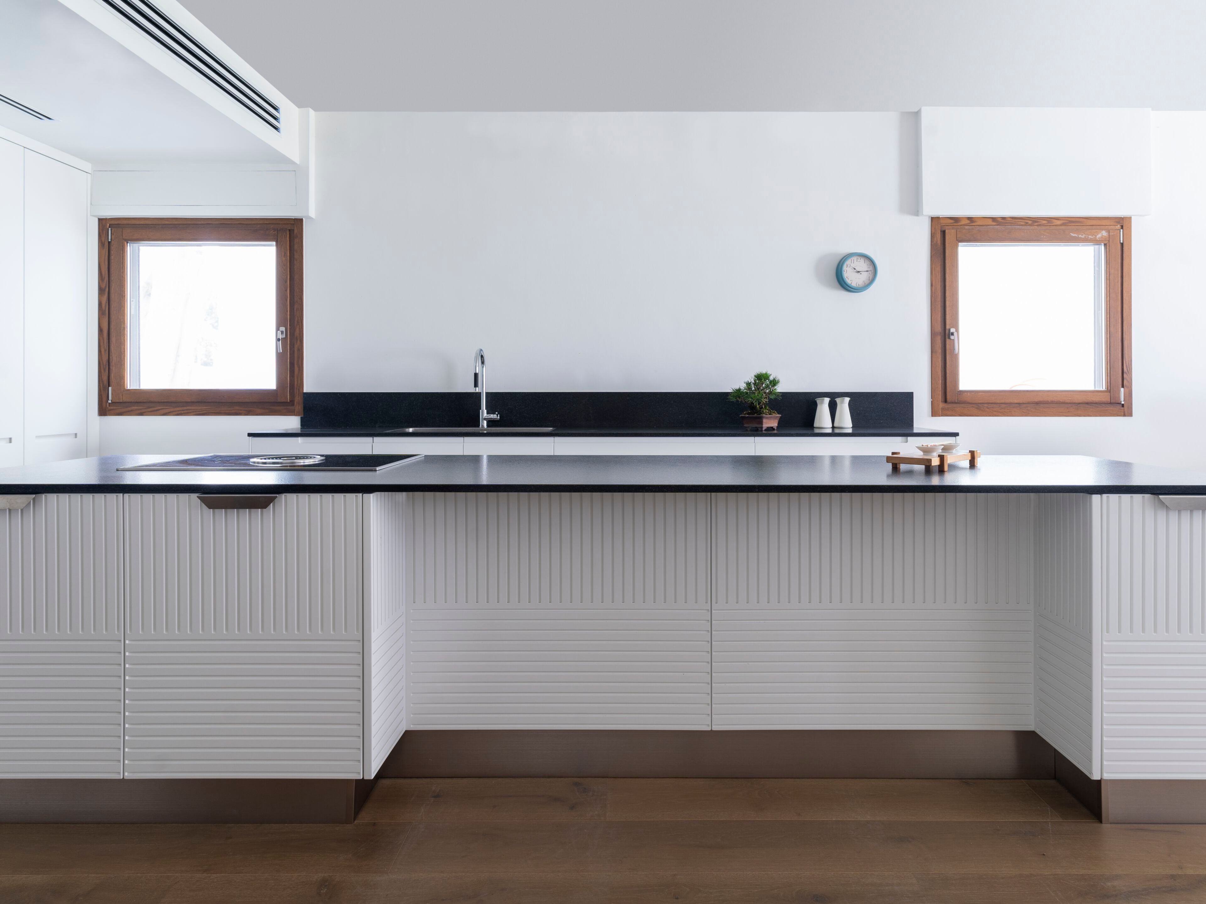 Линейная кухня с островом TM Italia Cucine Miuccia ARCH-00110469