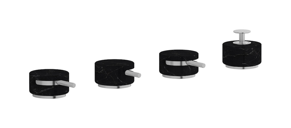 Смеситель на бортик ванной на 4 отверстия с изливом, дивертером и душевым гарнитуром. WE ARE IB mr397ss_2 Brushed Nickel Marmo