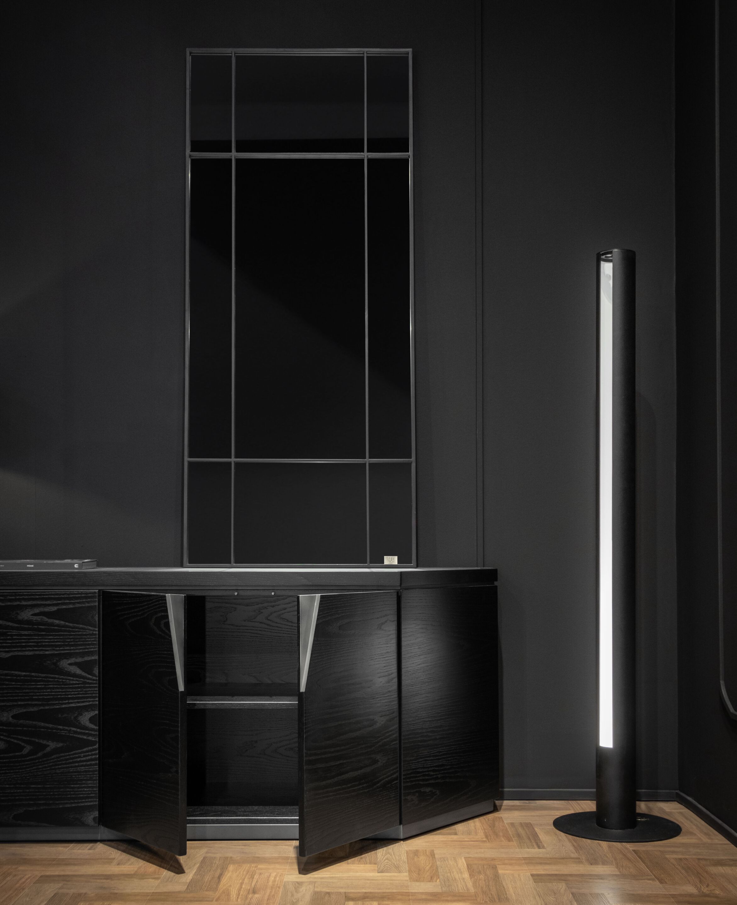 Металлический торшер Wayne Enterprises Home Collection WE-126 ARCH-00093287 - Вид №5