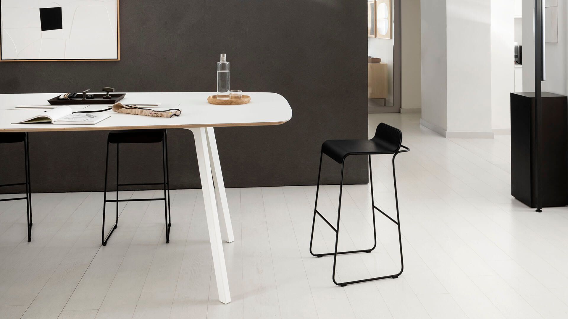 Стальной и деревянный табурет с подставкой для ног True Design Flow ARCH-00057643 - Вид №17