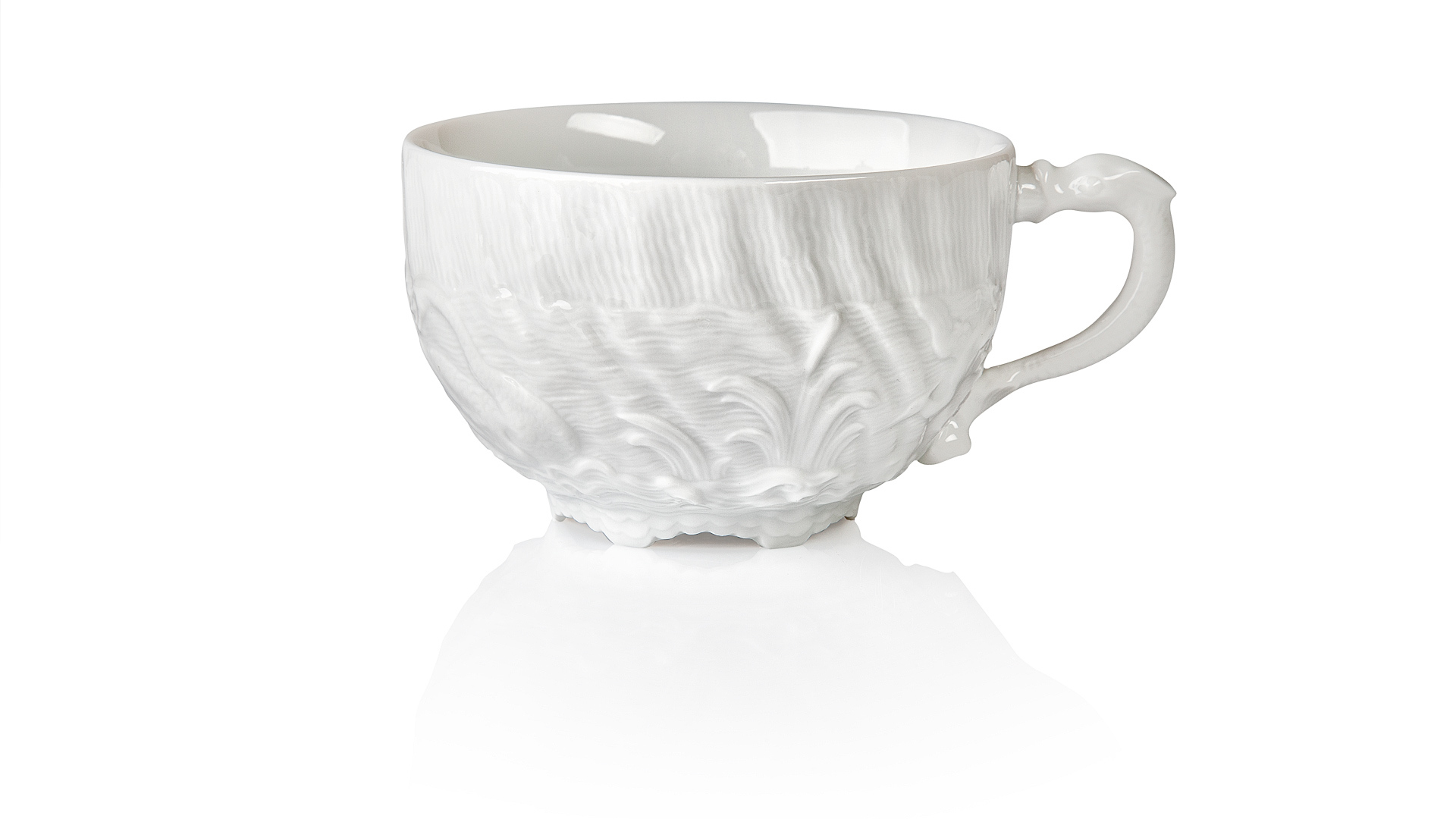 73554 Meissen Чашка чайно-кофейная с блюдцем 140мл "Лебединый сервиз" (белый рельеф) Фарфор, Керамика  - Вид №1