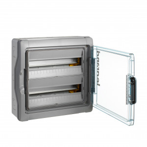 601986 Влагозащищенный щиток ip65 2х18 мод. с шинами n+pe Legrand