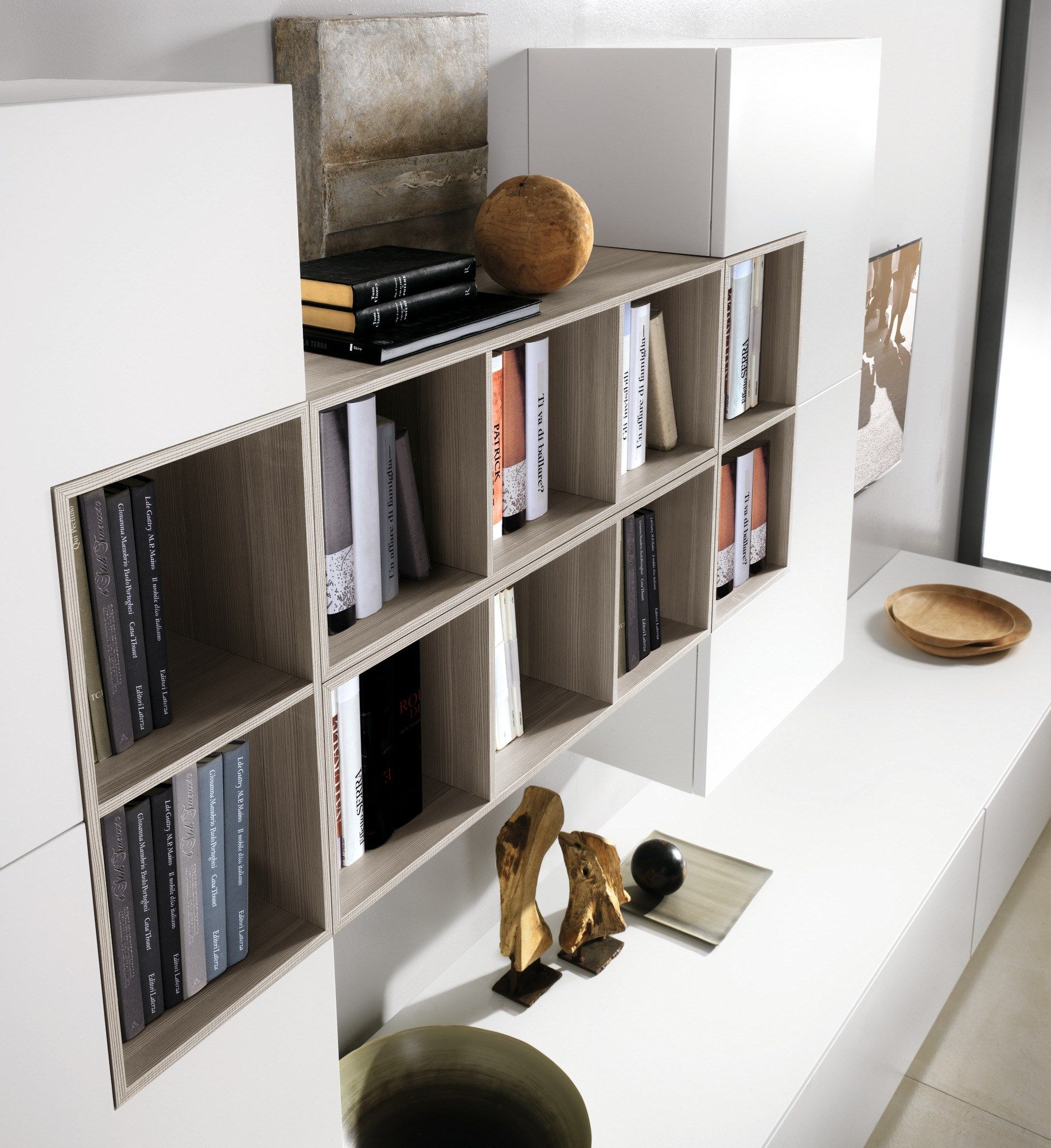 Оборудованная деревянная стена с подставкой для телевизора Composit Day System ARCH-00106202 - Вид №1