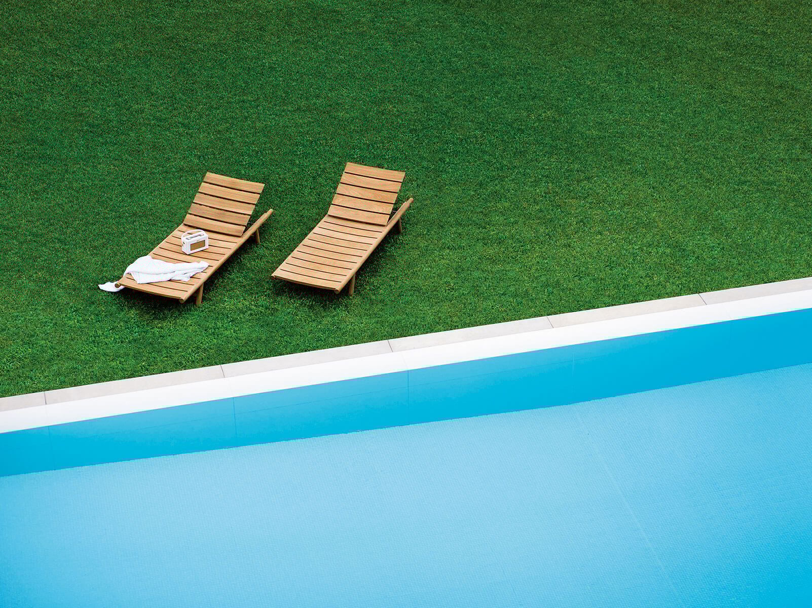 Садовая кровать с откидной спинкой из тикового дерева с колесами RODA Orson ARCH-00117685 - Вид №5