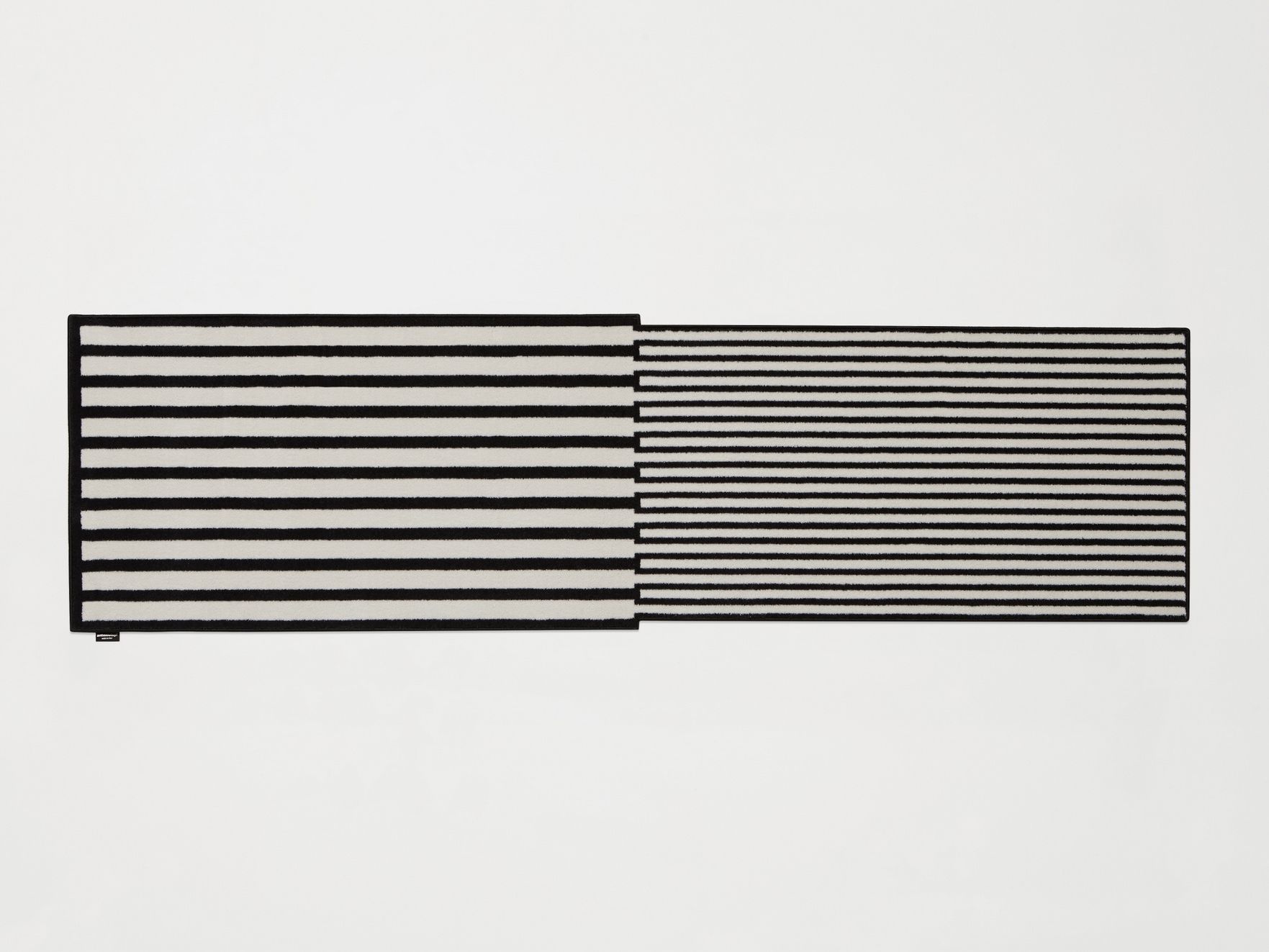 Полосатый бархатный прямоугольный ковер Antoniolupi Tramato ARCH-00112580 - Вид №1