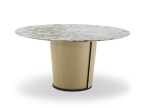 Круглый мраморный стол