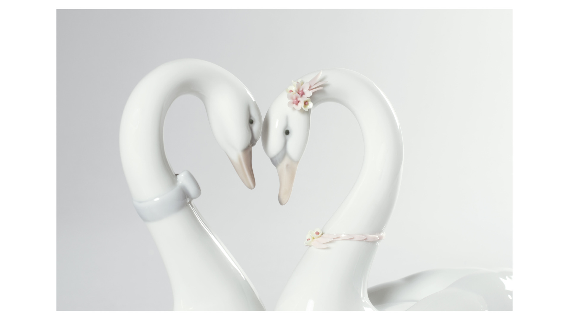 10668989 LLADRO Фигурка Lladro "Бесконечная любовь" 27x13см Фарфор Lladró  - Вид №3