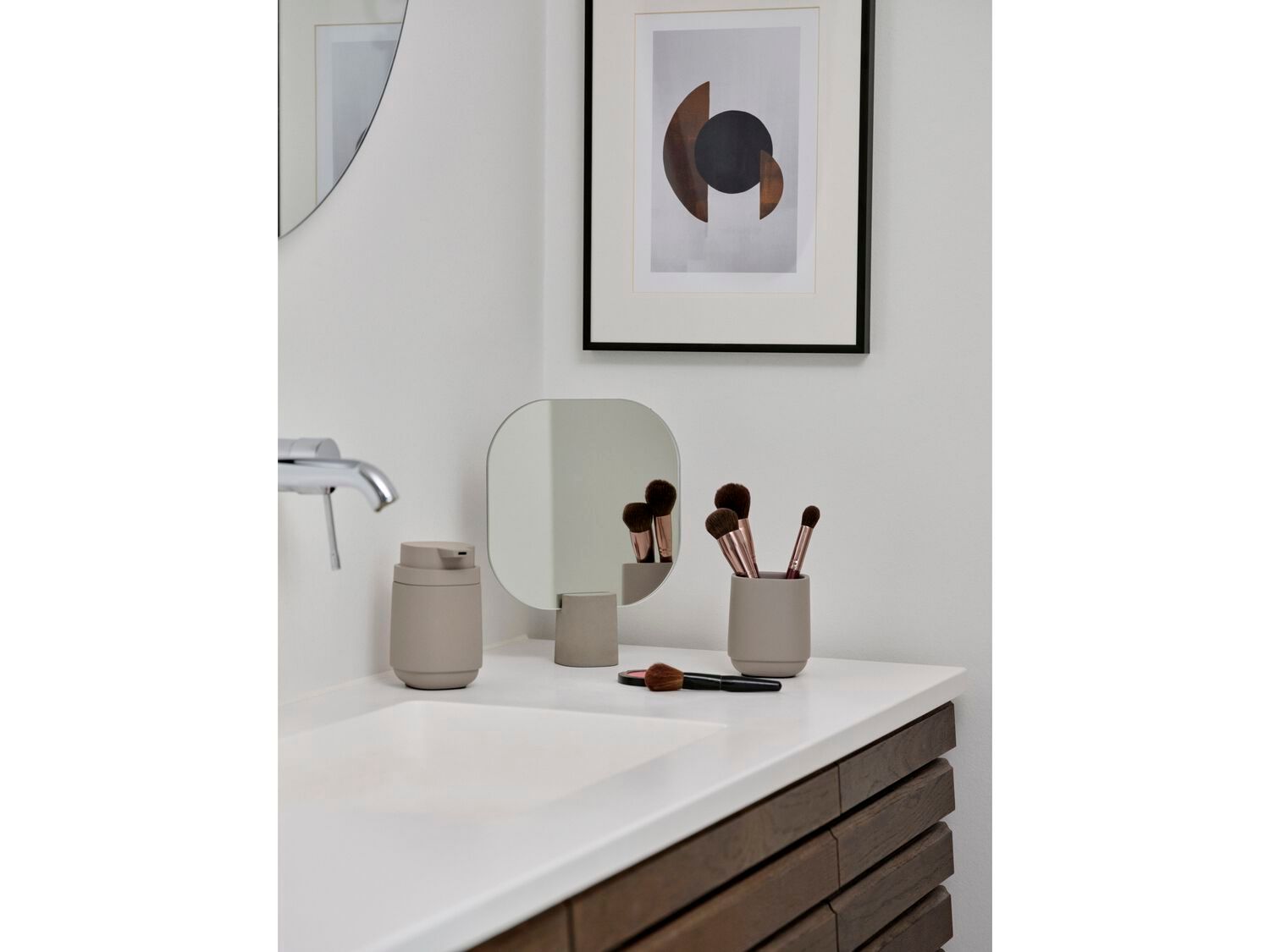 Бетонный Настольный держатель зубной щетки ZONE DENMARK Time ARCH-00071104 - Вид №10