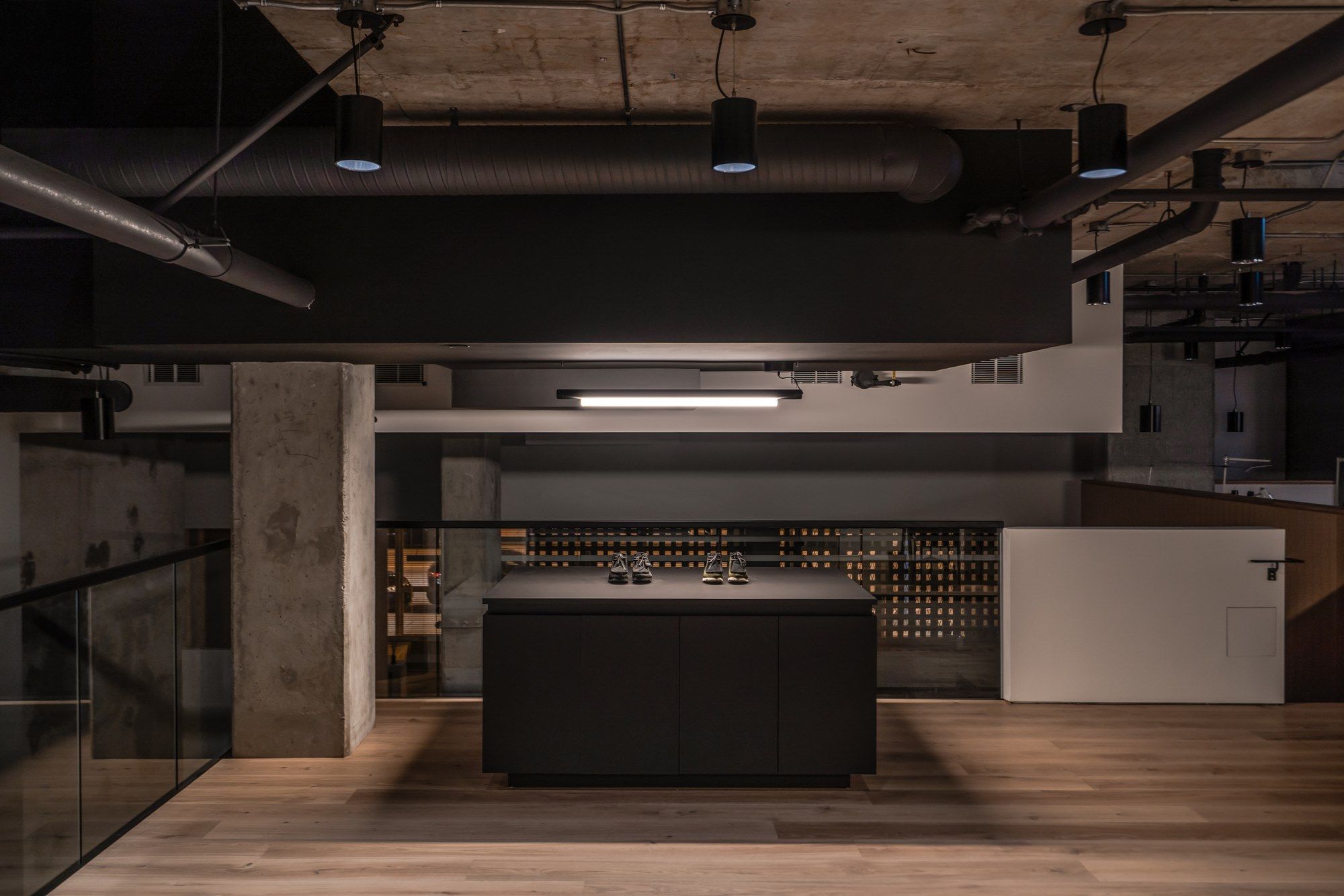 Акриловый и алюминиевый светодиодный подвесной светильник A-N-D трубопровод ARCH-00085779 - Вид №1