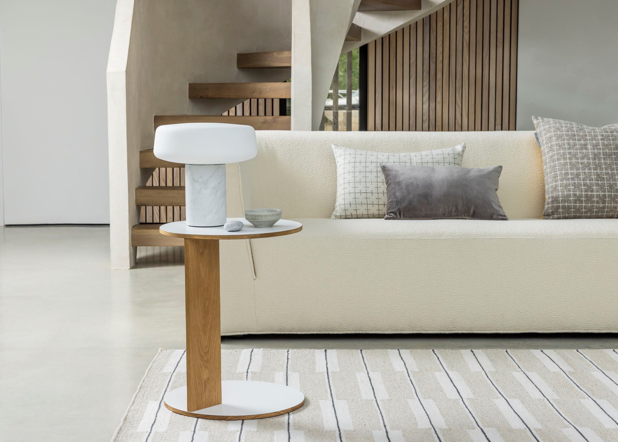 Светодиодная настольная лампа из каррарского мрамора Case SOLID ARCH-00053783 - Вид №7