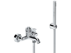 Внешний смеситель для ванны с ручным душем