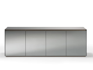 Шкаф с распашными дверями