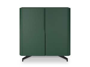 Шкаф с распашными дверцами