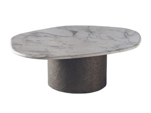 Низкий журнальный столик