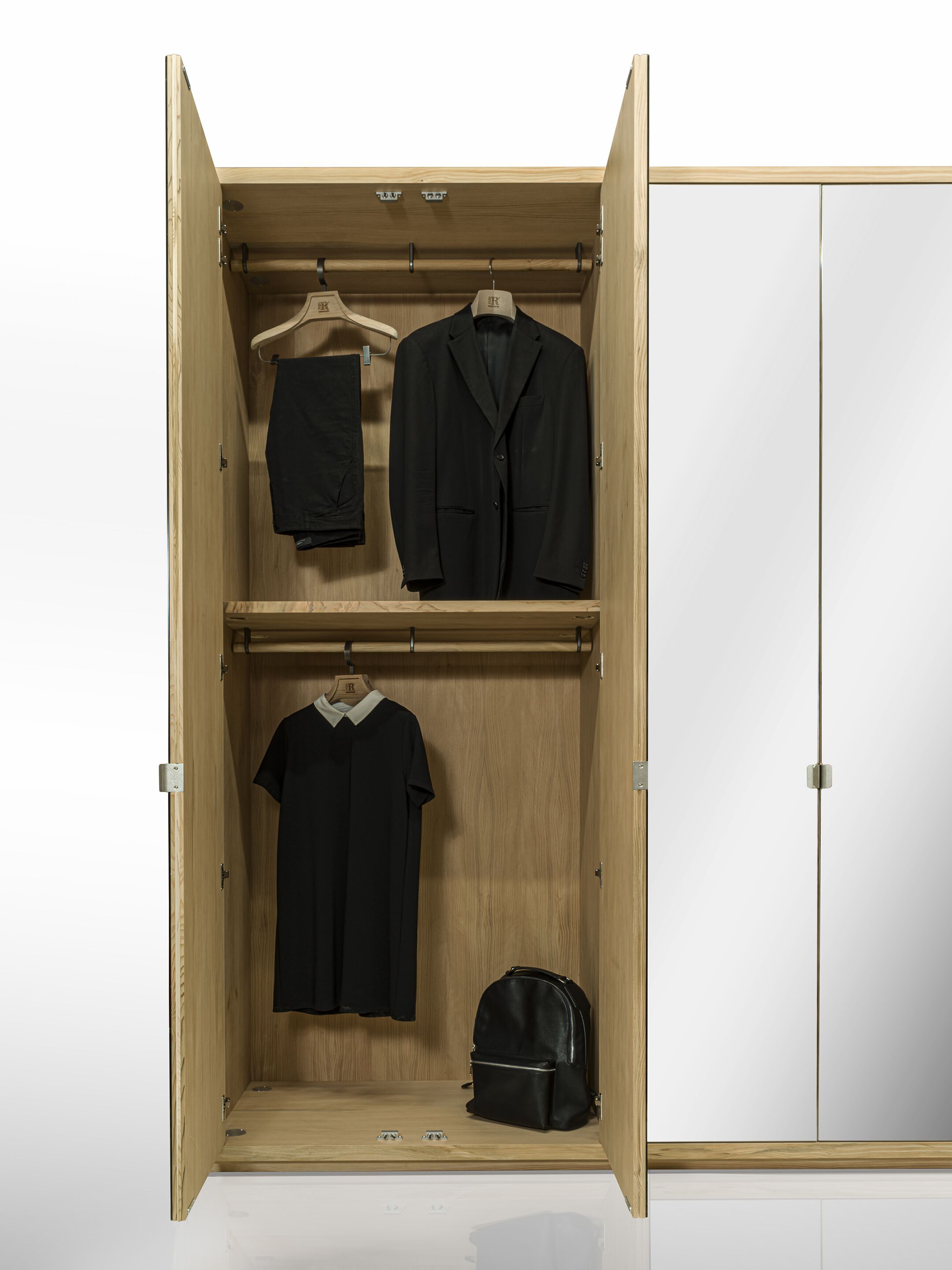 Шкаф из массива дерева Riva 1920 CORNICE ARCH-00099501 - Вид №2