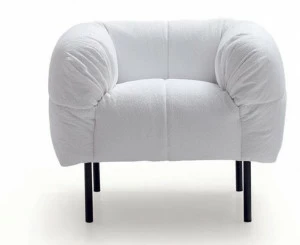 arflex Кресло с обивкой из ткани с подлокотниками Pecorelle