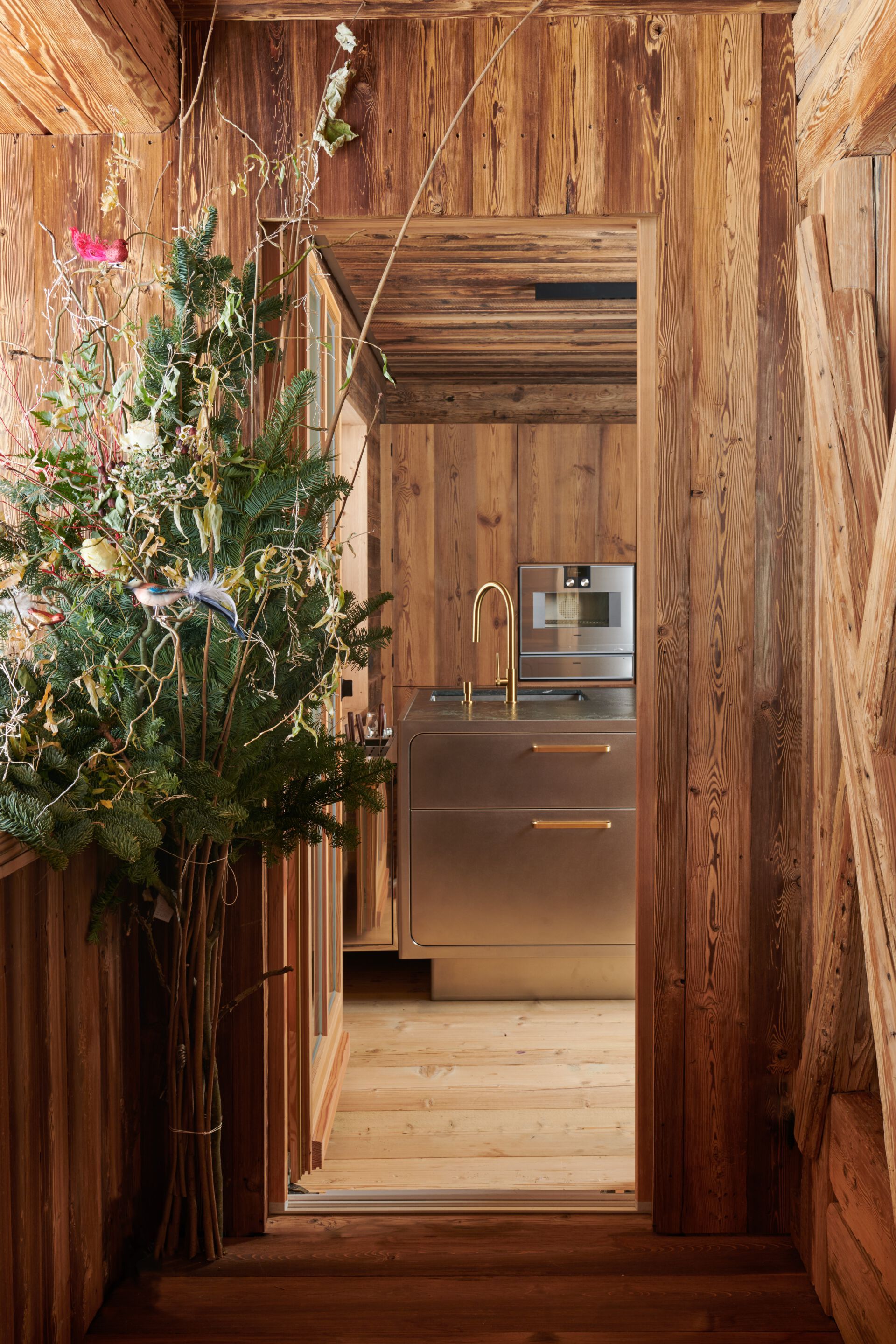 Кухня из нержавеющей стали с полуостровом на заказ ABIMIS ARCH-00070563 - Вид №2