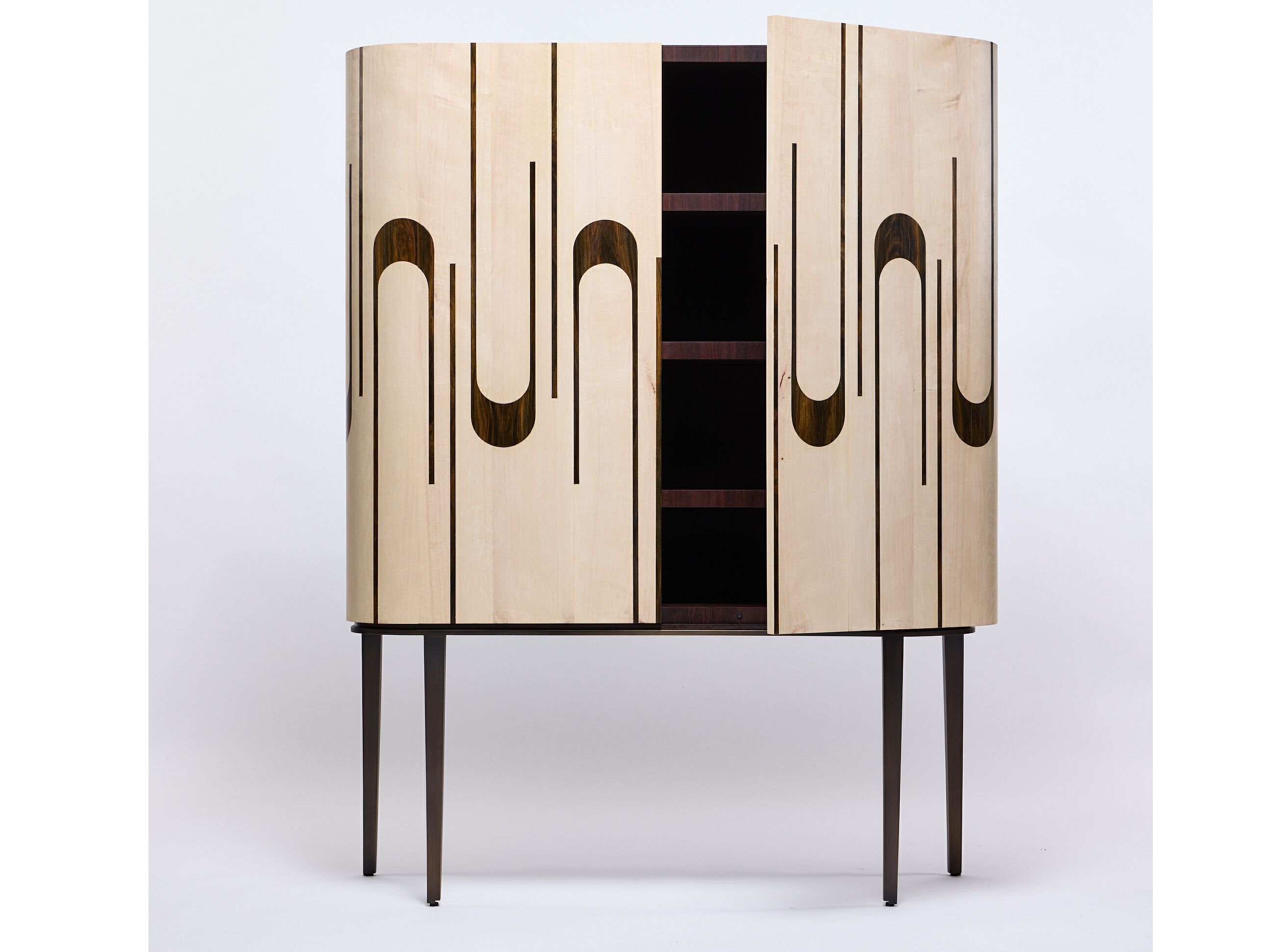 Деревянный шкаф с распашными дверцами REDA AMALOU DESIGN Limited Edition ARCH-00100147