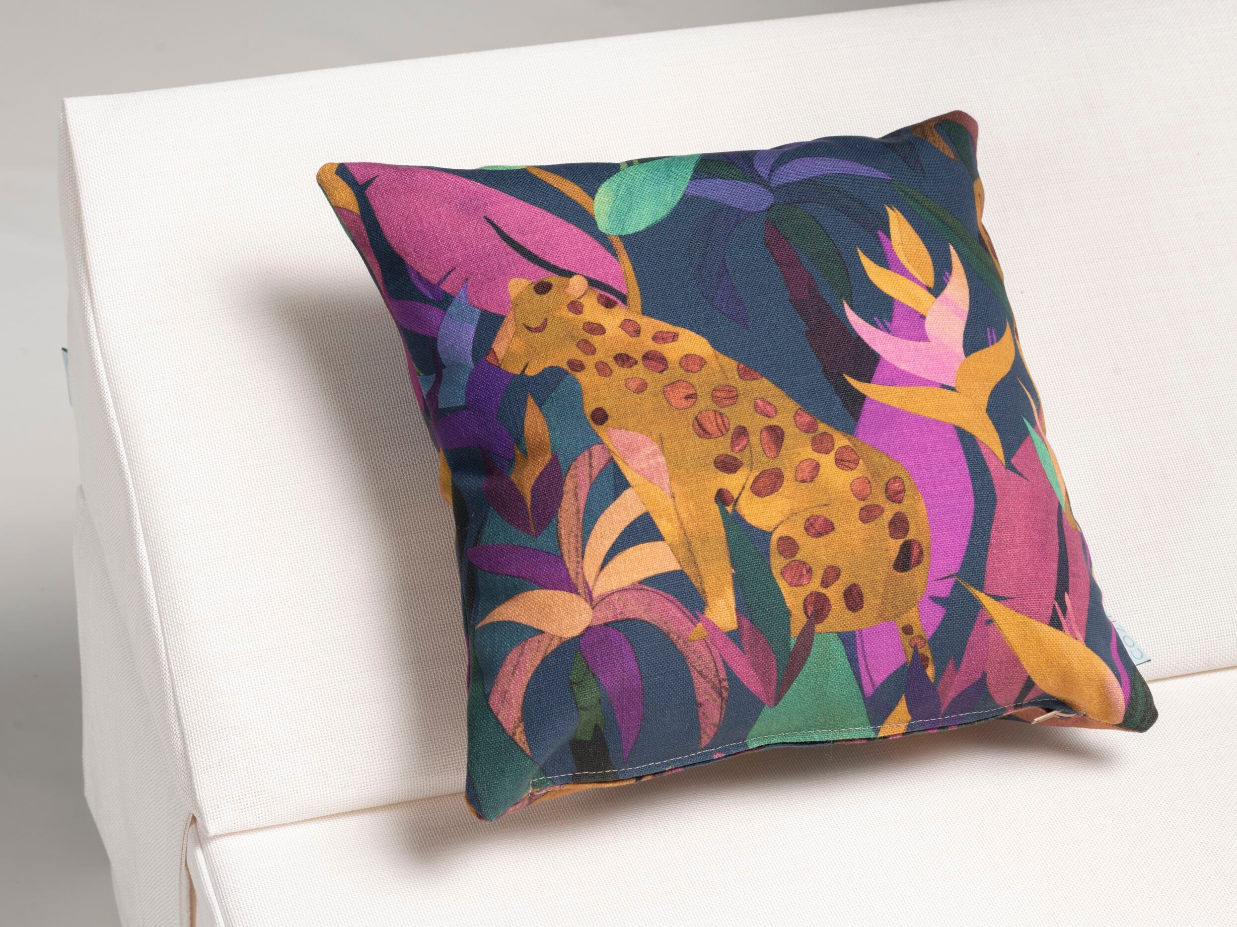 Напольная подушка ткани COZIP JUNGLE ARCH-00044103