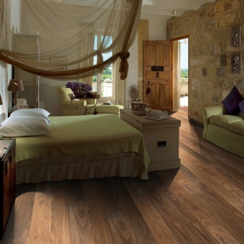 Паркетная доска Kahrs Орех Статуя Линнея 2600200559 - Вид №1