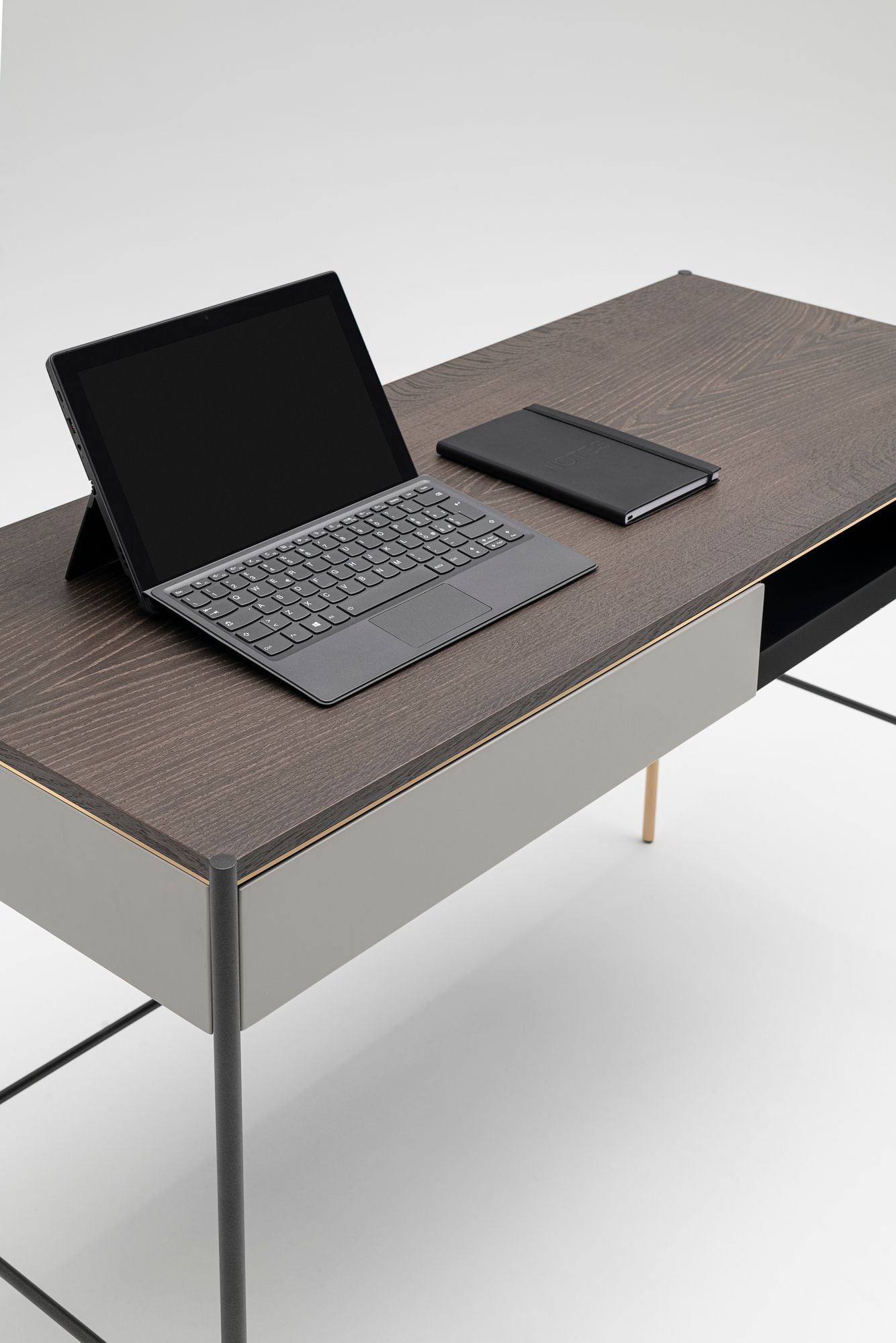 Деревянный письменный стол с ящиками Living Divani эпоха ARCH-00065131 - Вид №7