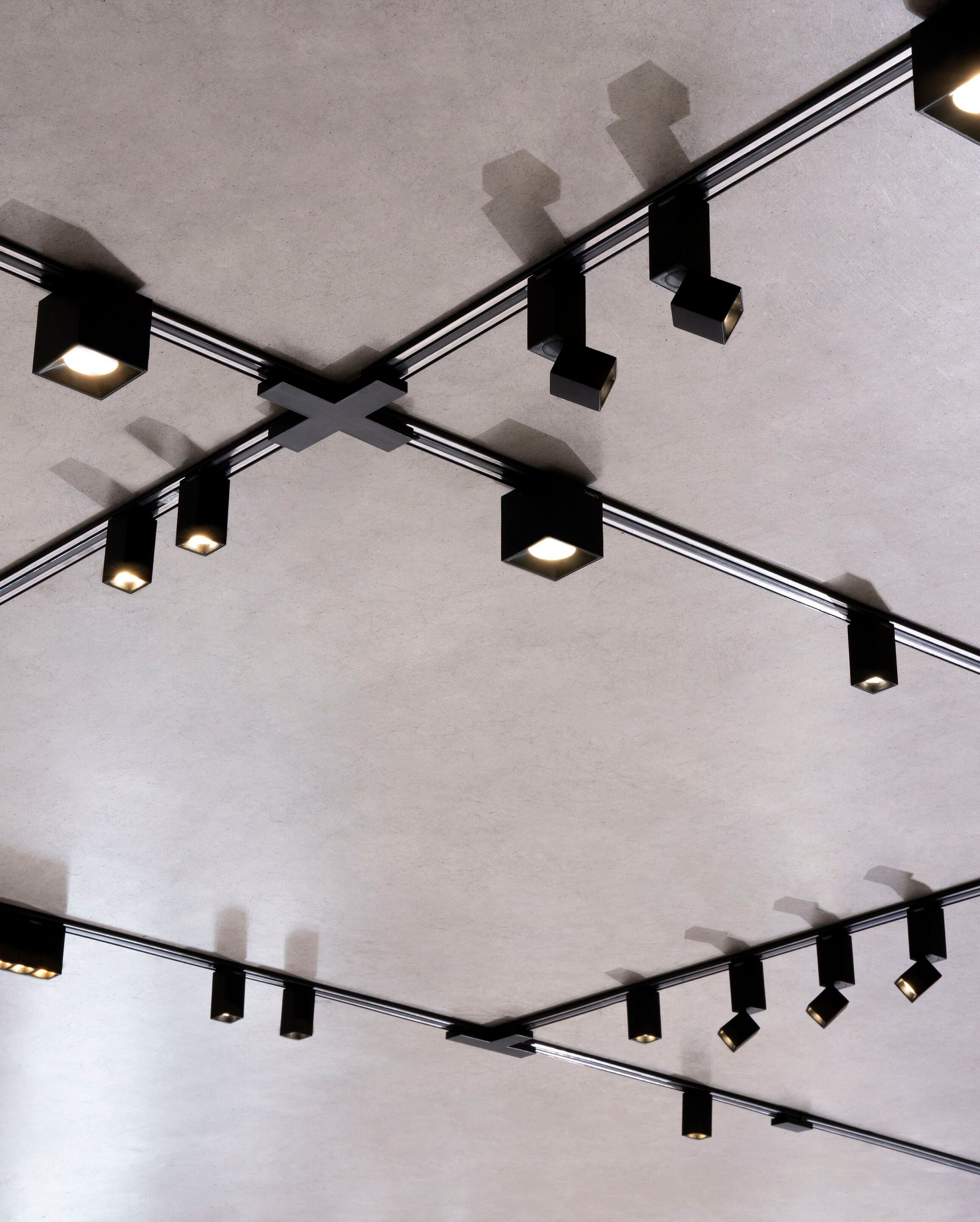 Светодиодное трековое освещение TARGETTI Oz ARCH-00113042 - Вид №1