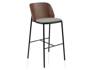 Высокий деревянный стул с мягким сиденьем