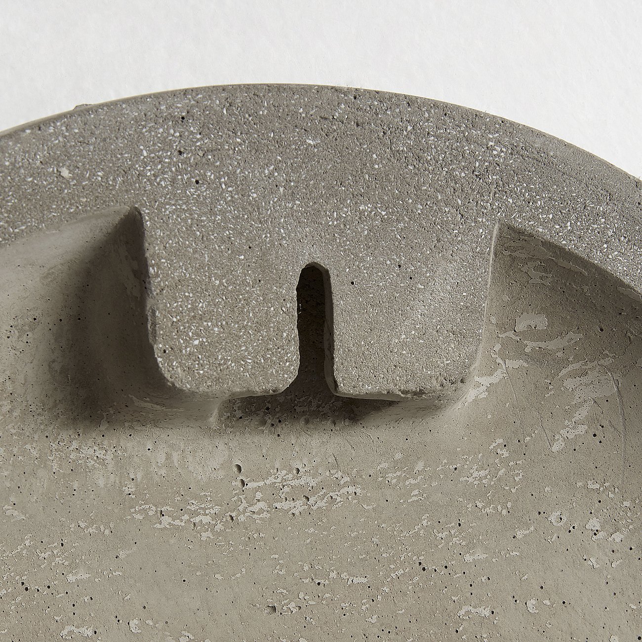 Часы настенные бетон, голубой круглые Slane от La Forma LA FORMA SLANE 344234 Голубой;серый  - Вид №3