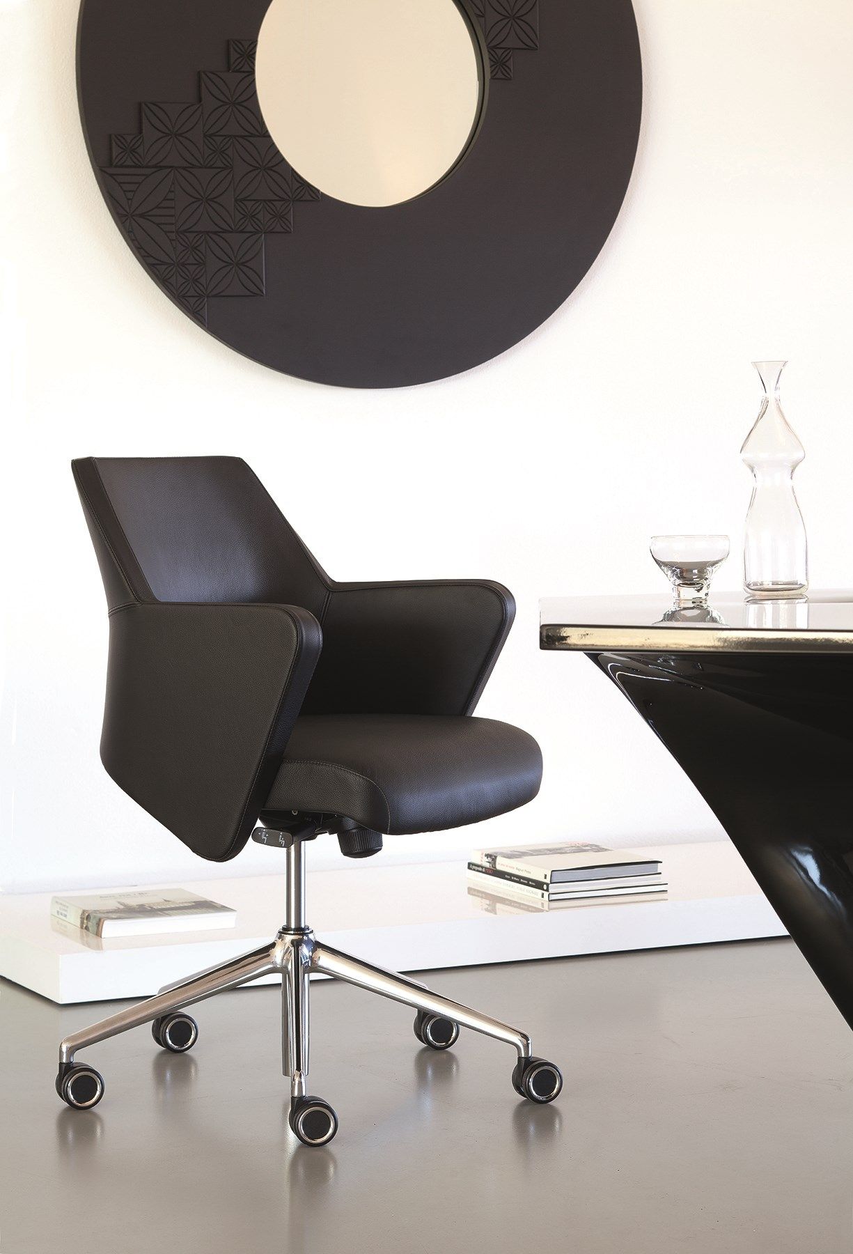 Офисное кресло с 5 спицами Nahu Wrap ARCH-00151990 - Вид №1