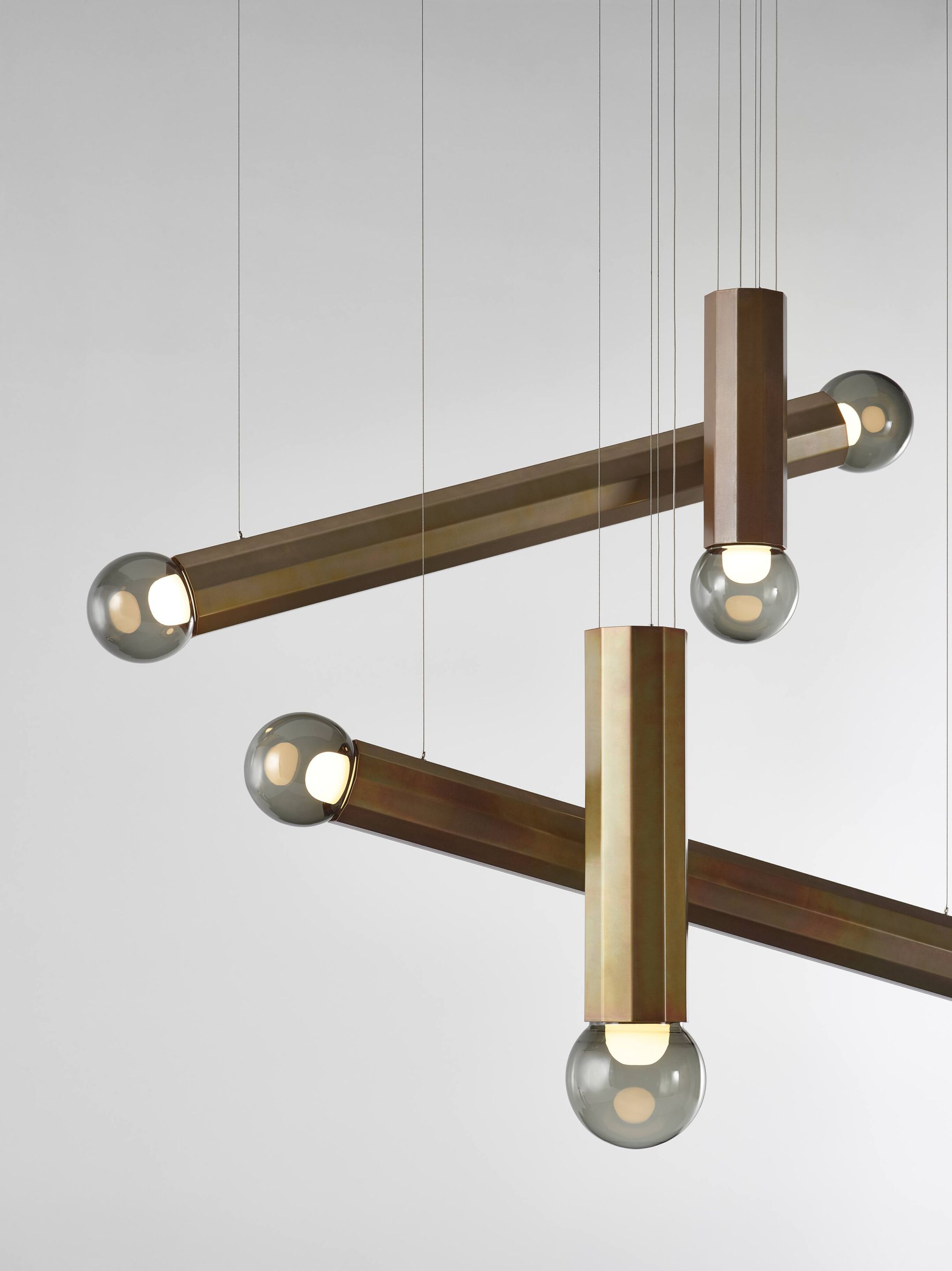 Выдувное стекло и металлический светодиодный подвесной светильник BROKIS Prisma ARCH-00087966 - Вид №2