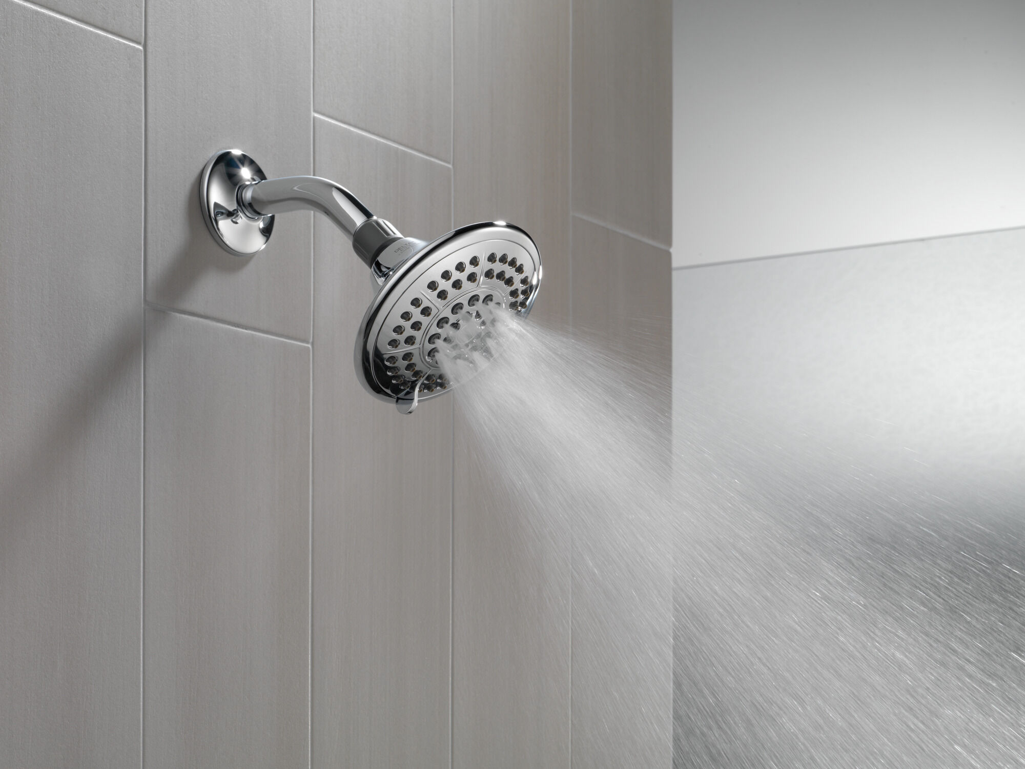 75554C Душевая лейка с 5 настройками Delta Faucet Universal Showering Хром  - Вид №1