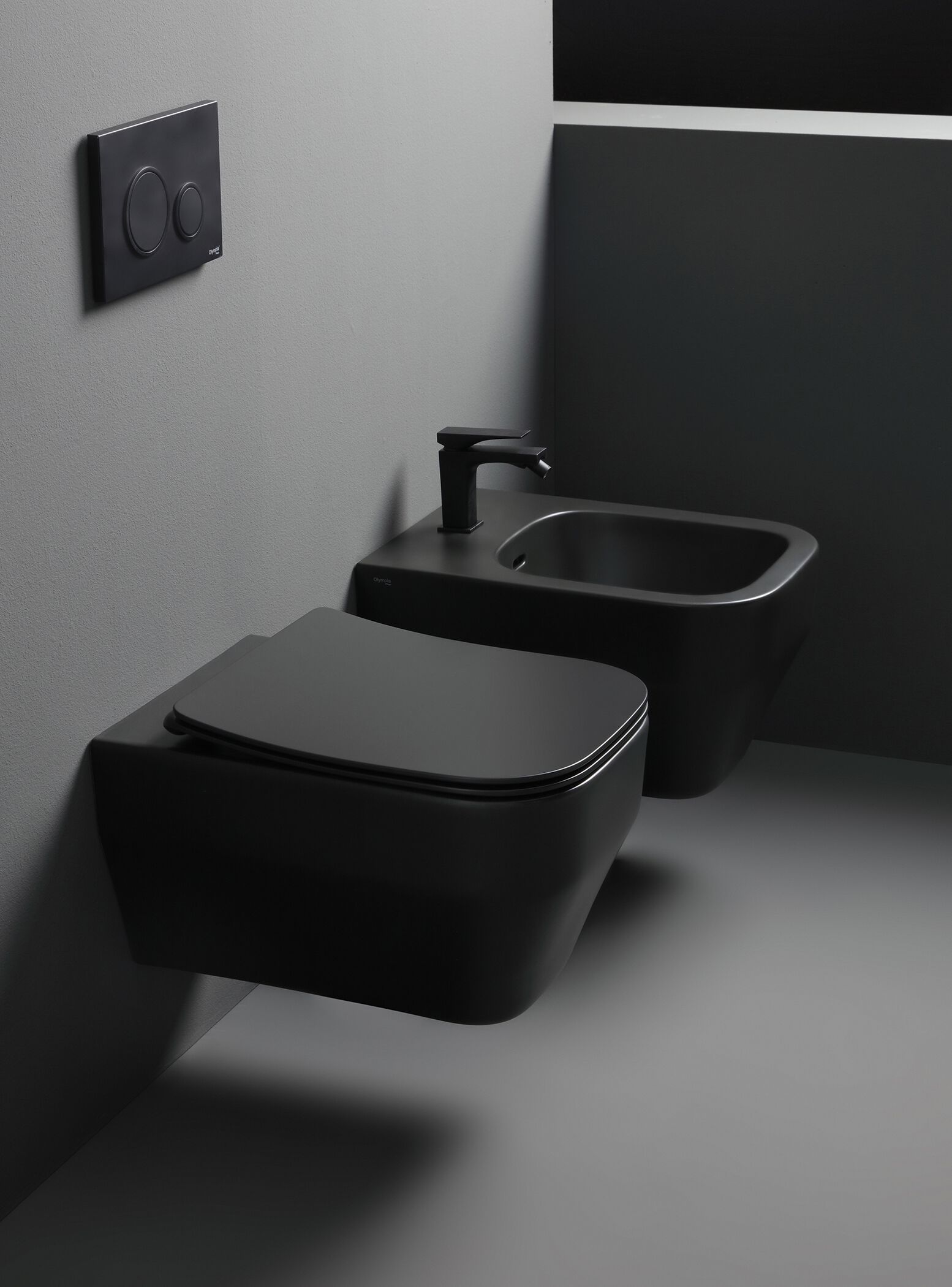 Туалет висит в витрине без бриды Olympia Ceramica Synthesis Eco ARCH-00041743 - Вид №3