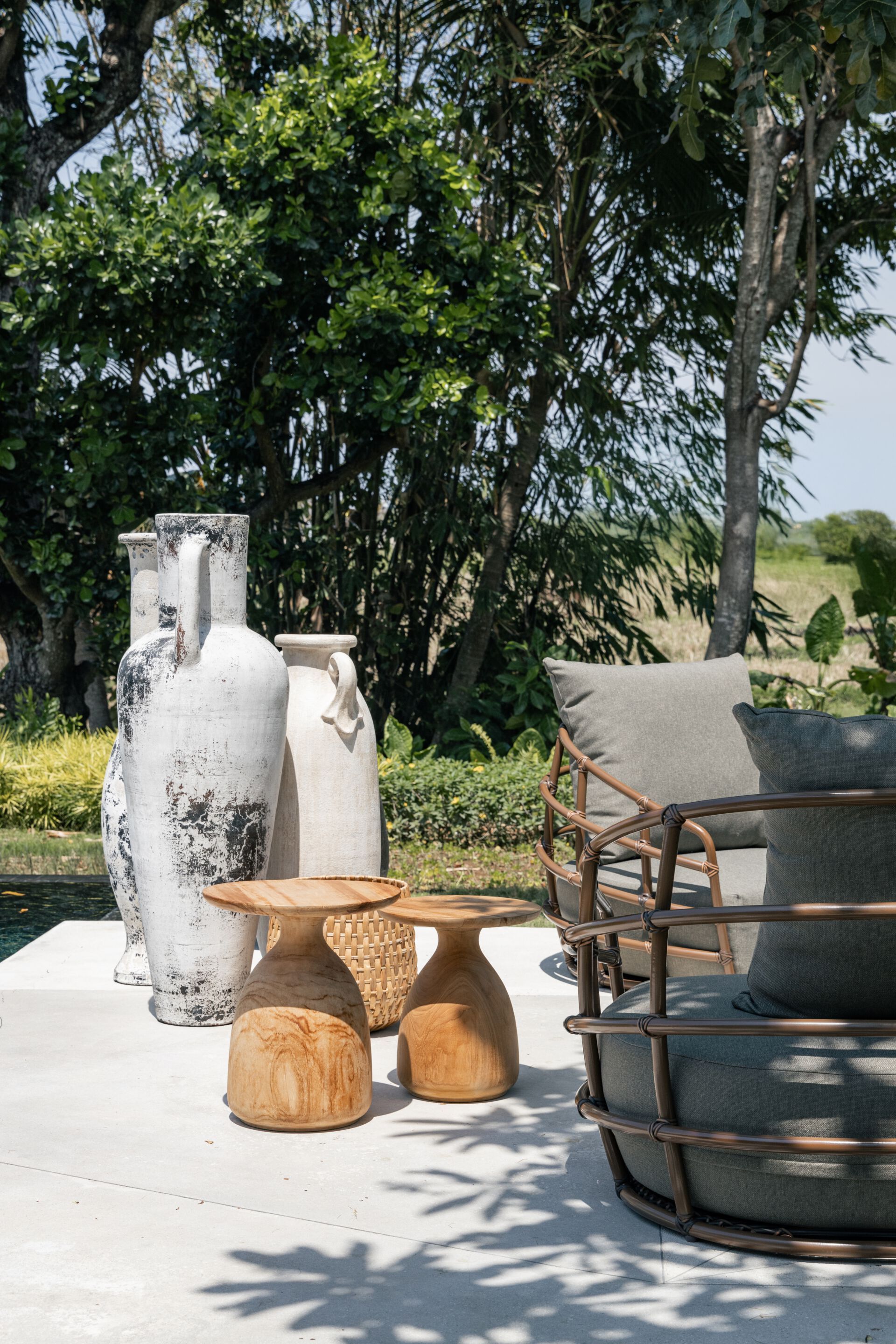 Круглый журнальный столик из массива дерева cbdesign кегли ARCH-00116571 - Вид №8