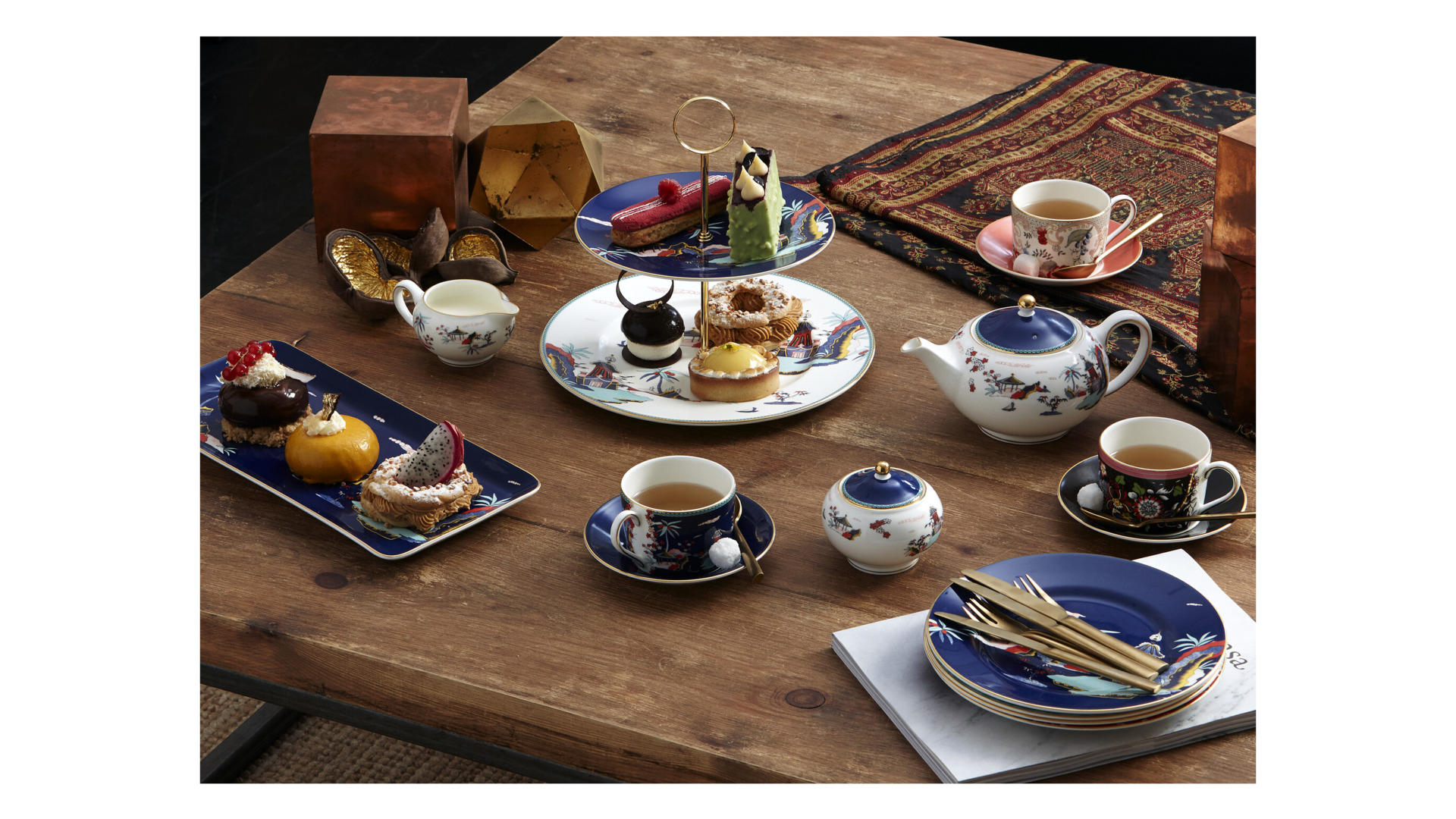 10671656 Wedgwood Набор из чайника, сахарницы и молочника Wedgwood Вандерласт Пагода Фарфор костяной  - Вид №3