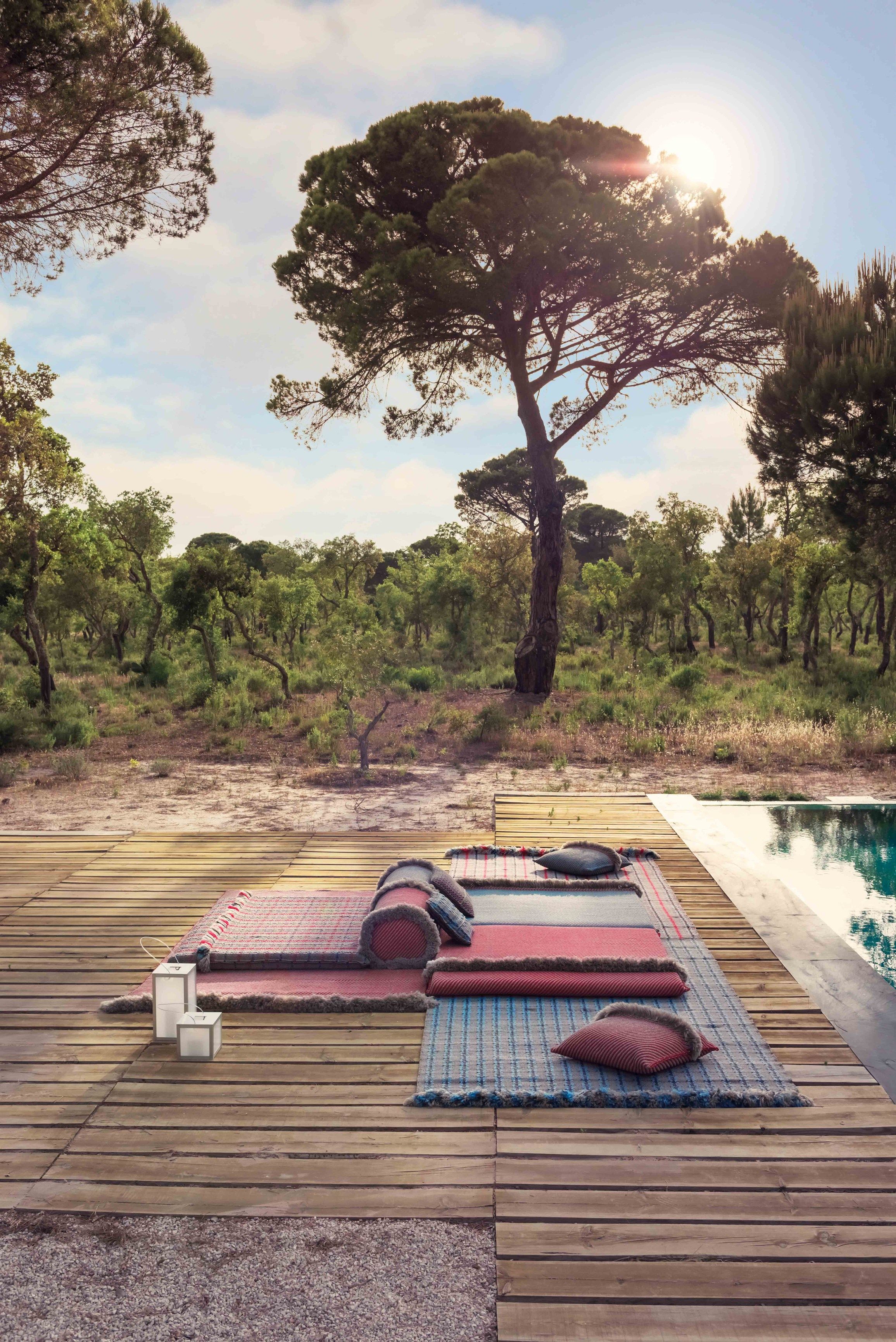 Наружная полипропиленовая цилиндрическая полосатая подушка GAN Garden Layers ARCH-00033322 - Вид №10