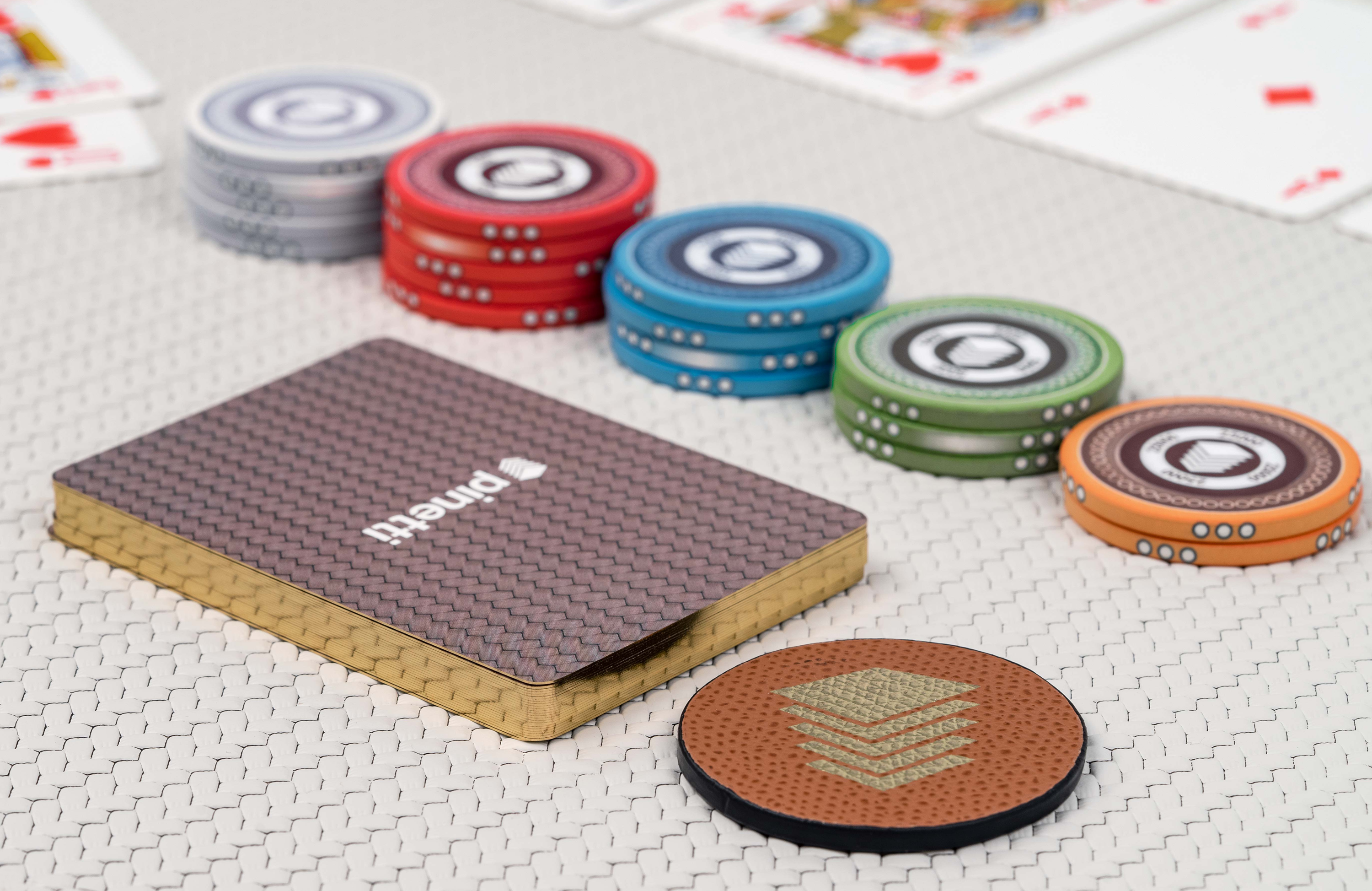 Набор для игры в покер - 42X42XH6 см / зернистая кожа_кремовый Pinetti 00.1026.029.027 - Вид №4