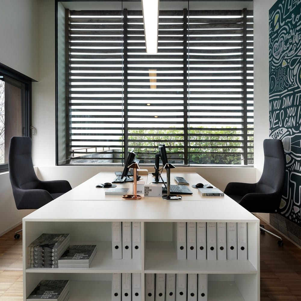 Тканевое вращающееся офисное кресло SITIA Darwin ARCH-00042321 - Вид №2