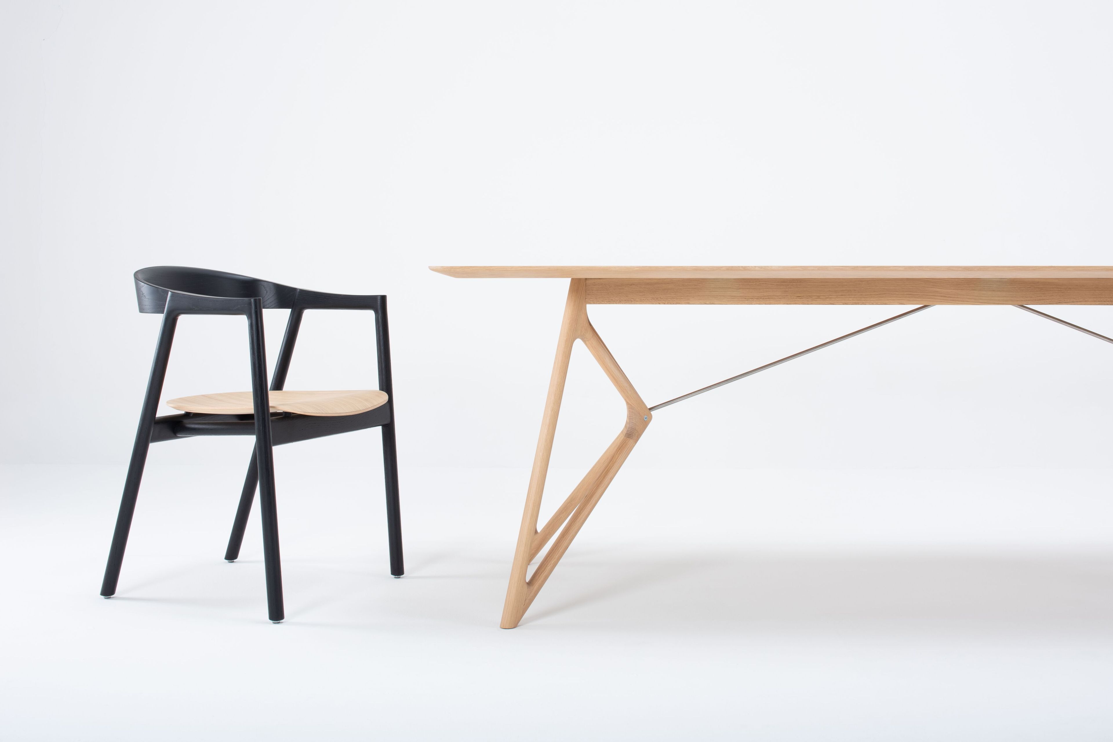 Прямоугольный обеденный стол из дуба Gazzda TINK ARCH-00130251 - Вид №23